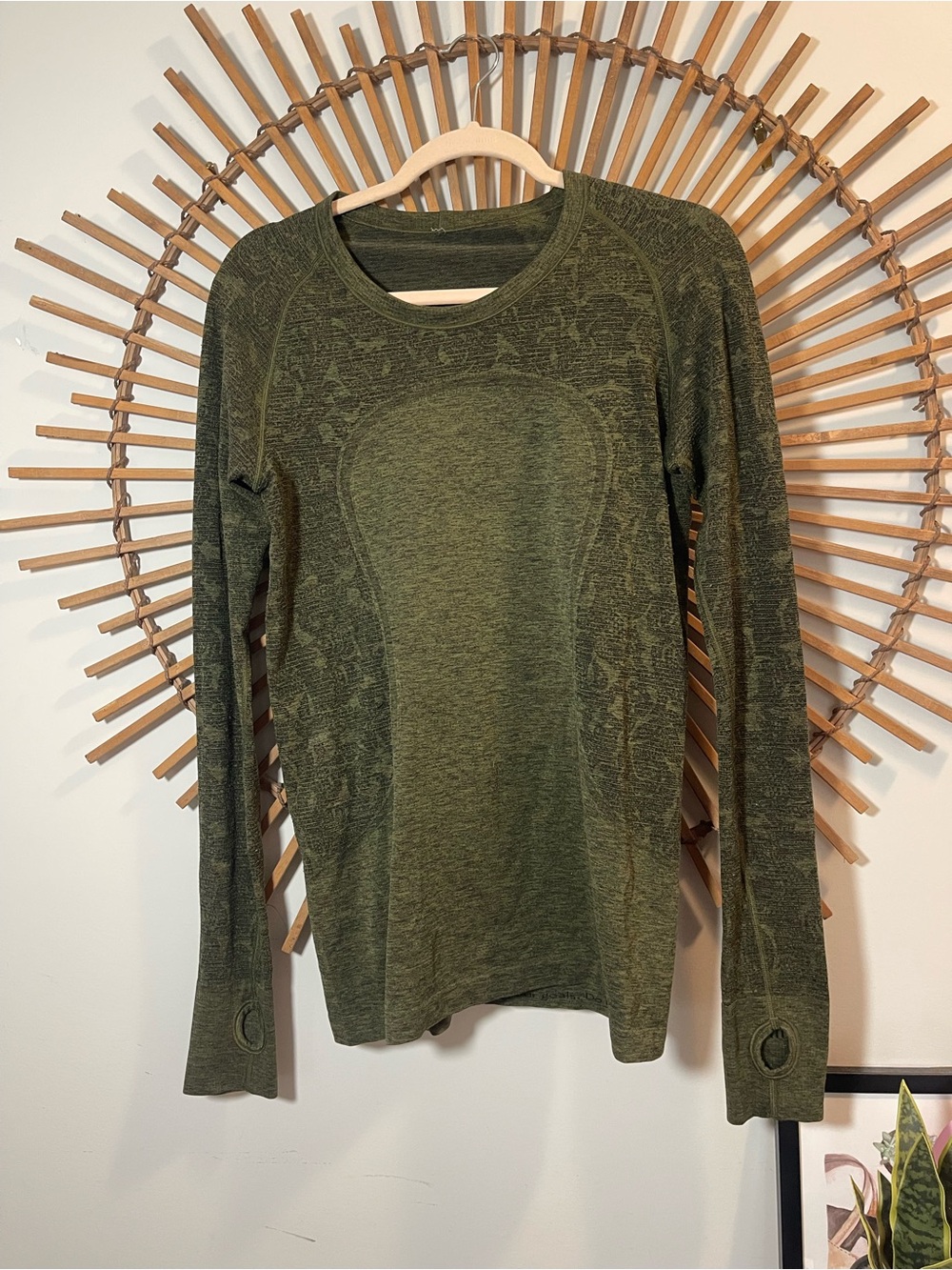 Lululemon Swiftly Tech Seamless Long-Sleeve Top Olive Green w Pattern